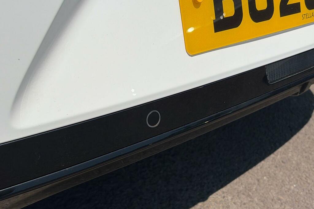 Vauxhall Astra 1.2 Turbo 130 Griffin White #27