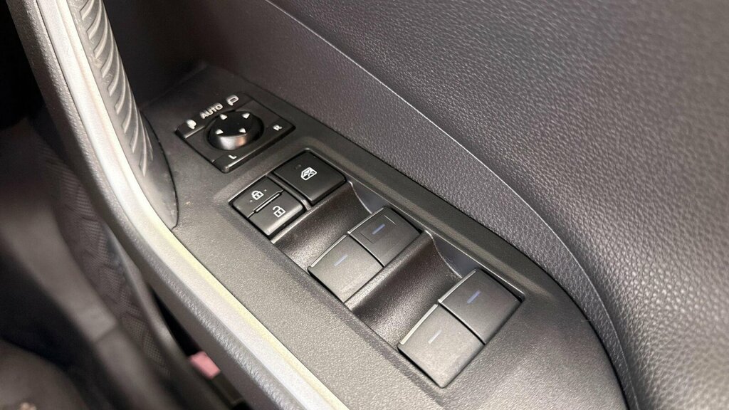 Toyota Rav 4 Rav4 Design Hev Cvt Black #32