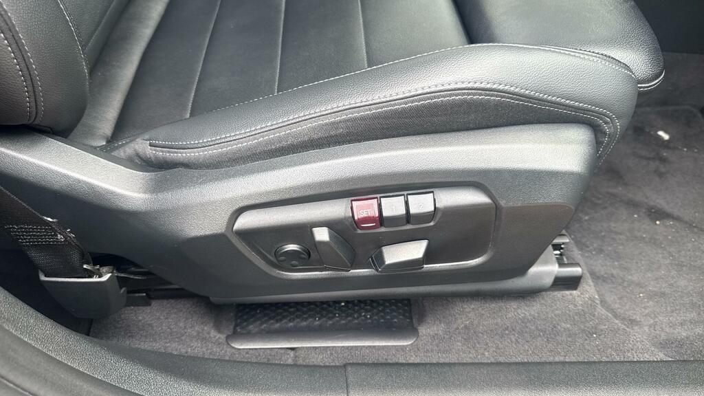 BMW 2 Series Active Tourer 220I Mht Sport Dct Black #26