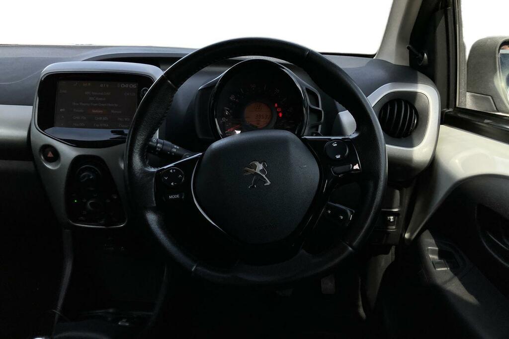 Peugeot 108 Active Top White #15