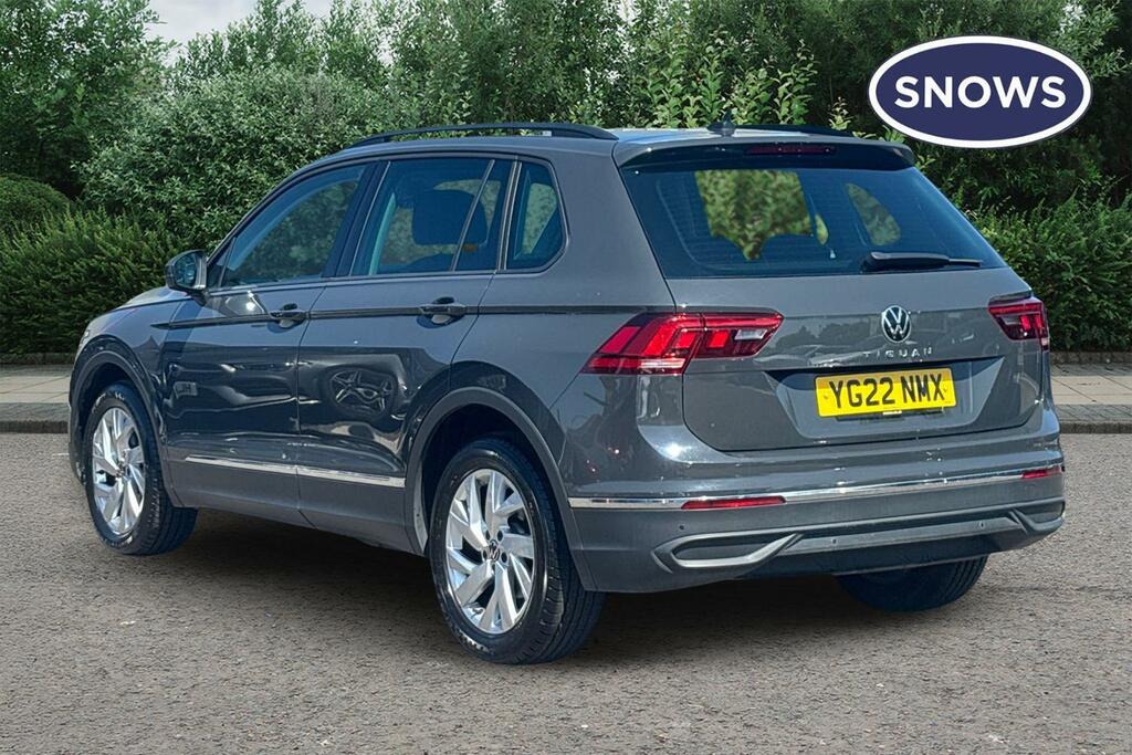 Volkswagen Tiguan 1.5 Tsi Life Euro 6 Ss Grey #3