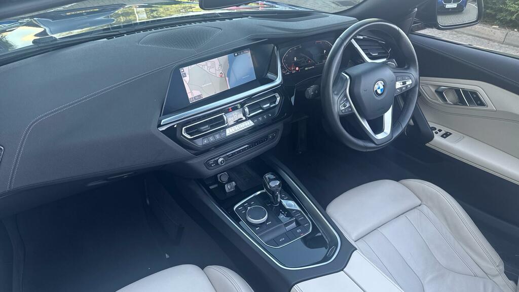 BMW Z4 Sdrive 30I M Sport Techplus Pack White #7