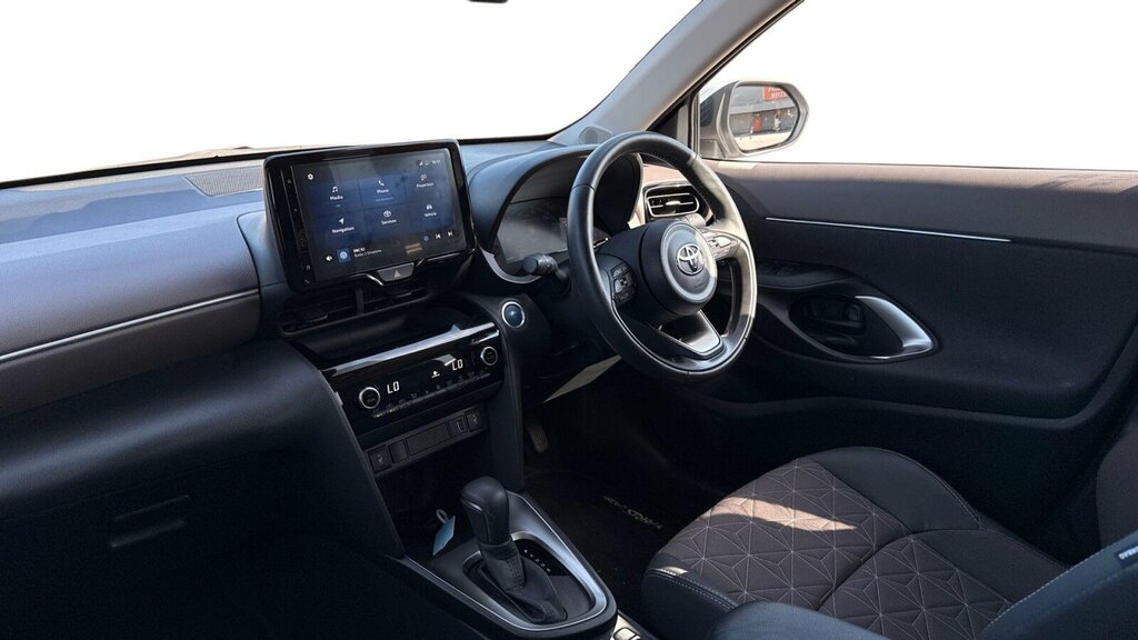 Toyota Yaris Cross 1.5 Vvt-h Excel Suv Hybrid E-cvt Euro 6 SV24UFJ White #5
