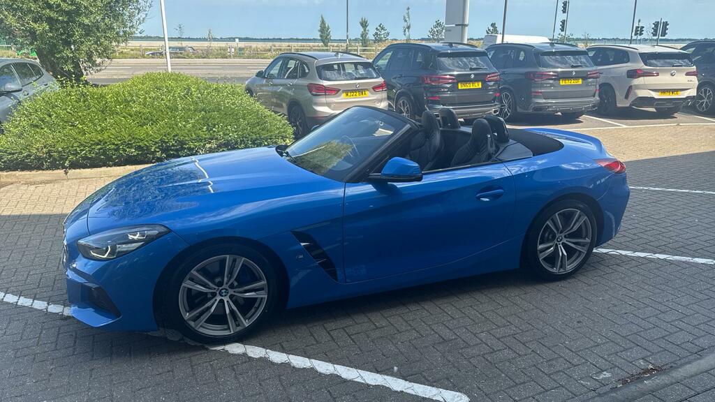 BMW Z4 M Sport Blue #52