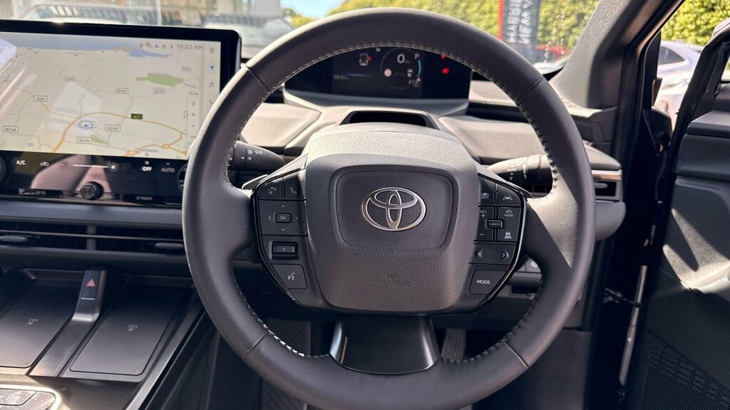 Toyota bZ4X 71.4Kwh Motion White #19