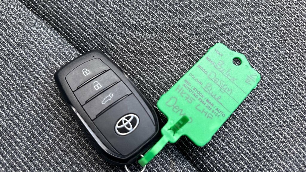 Toyota bZ4X 71.4Kwh Motion White #57