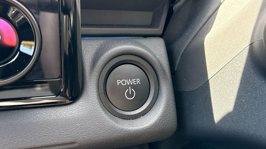 Toyota bZ4X 71.4Kwh Motion White #32