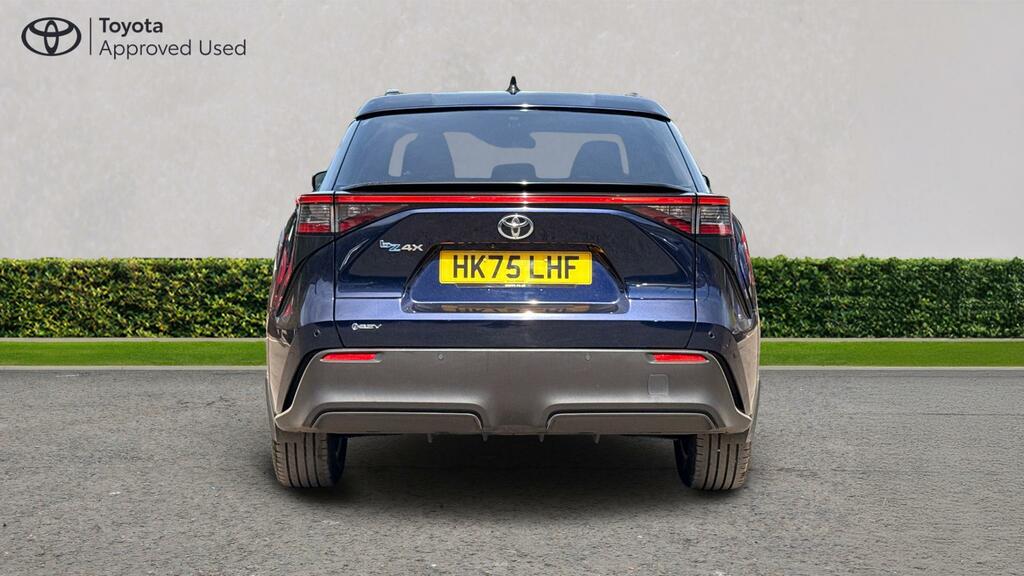 Toyota bZ4X 71.4Kwh Motion White #54