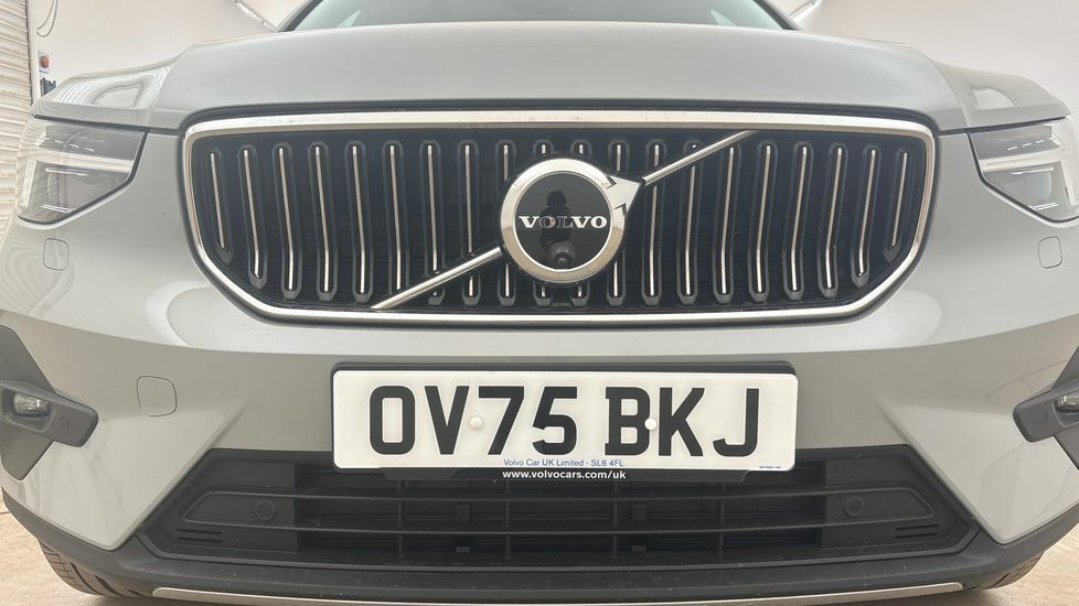 Volvo XC40 2.0 B3p Plus Dark White #24