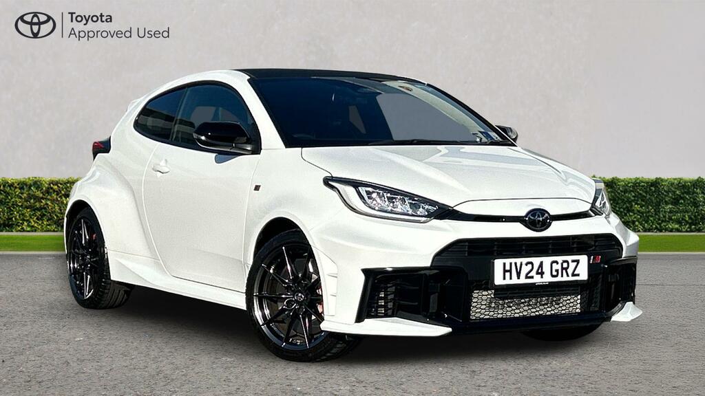Toyota Yaris 1.6T Gr Awd Euro 6 White