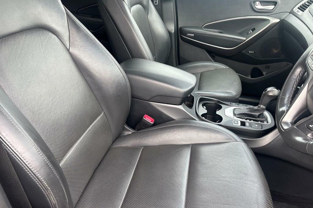 Hyundai Santa Fe  Black #24