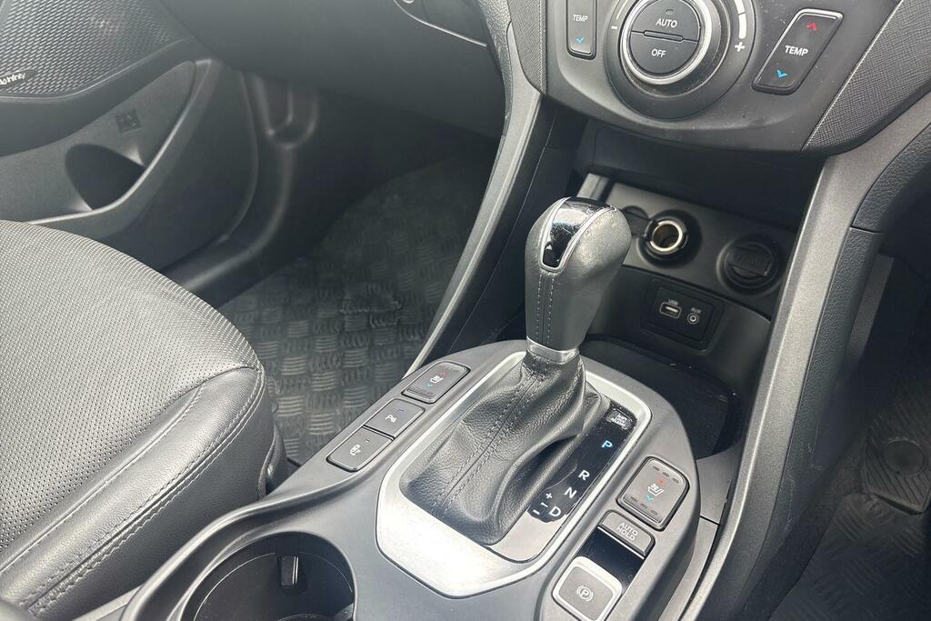 Hyundai Santa Fe  Black #17