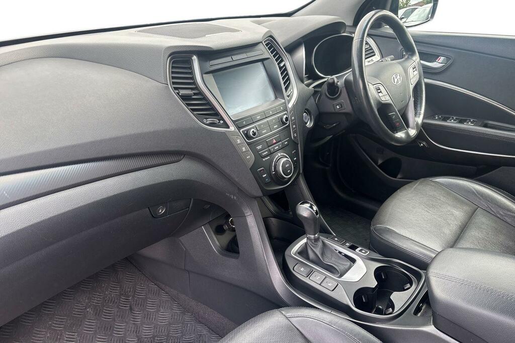 Hyundai Santa Fe 2.2 Crdi Blue Drive Wiggins Edition 4Wd Euro Black #2