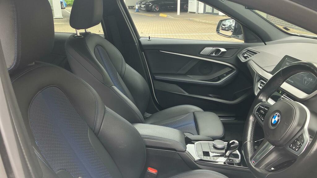 BMW 1 Series 116D M Sport Blue #11