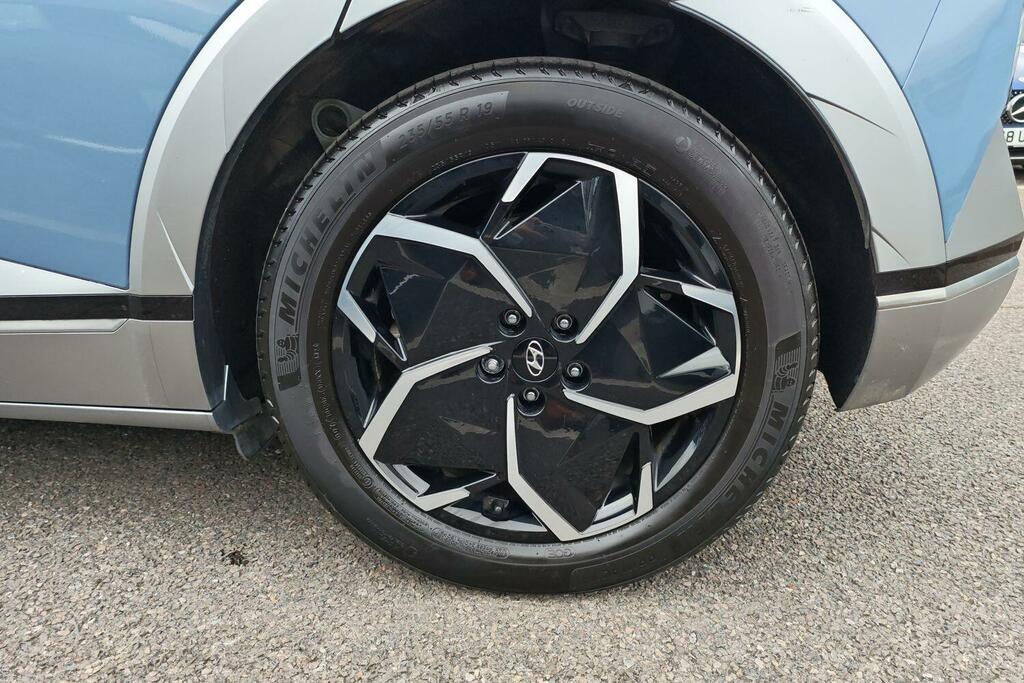 Hyundai Ioniq 5 Hatchback Black #27