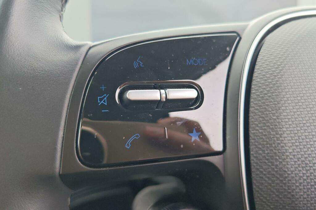 Hyundai Ioniq 5 Hatchback Black #15