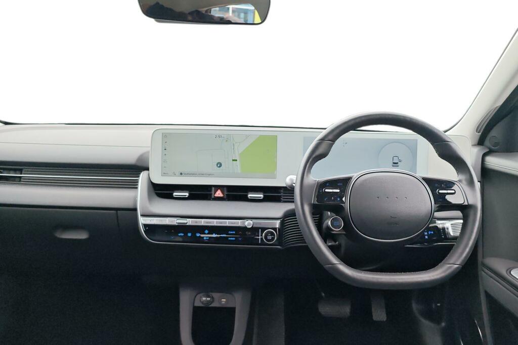 Hyundai Ioniq 5 Hatchback Black #9