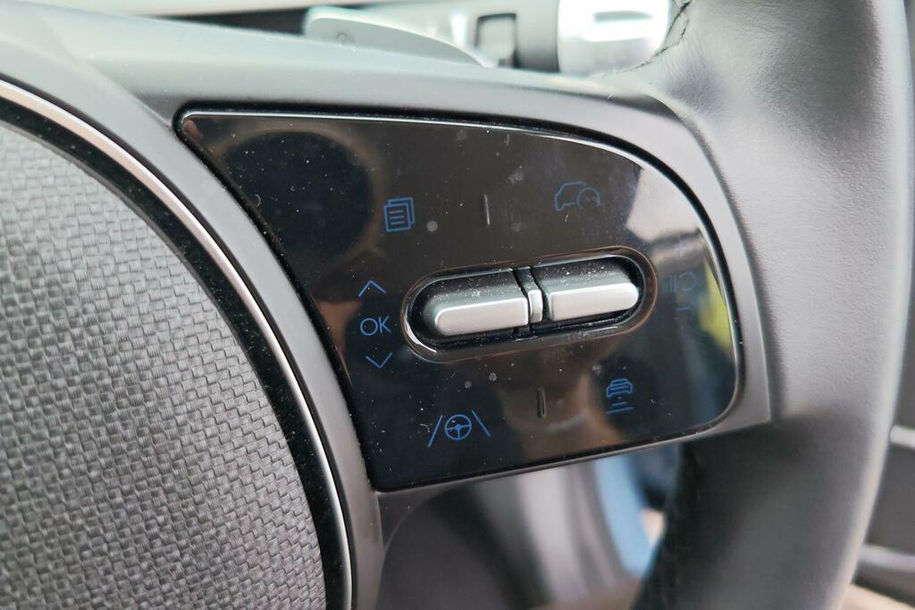 Hyundai Ioniq 5 Hatchback Black #40