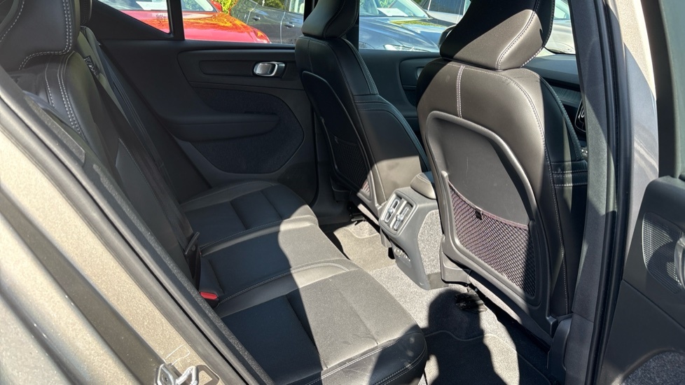 Volvo XC40 Inscription, B4 Mild Hybrid Grey #6