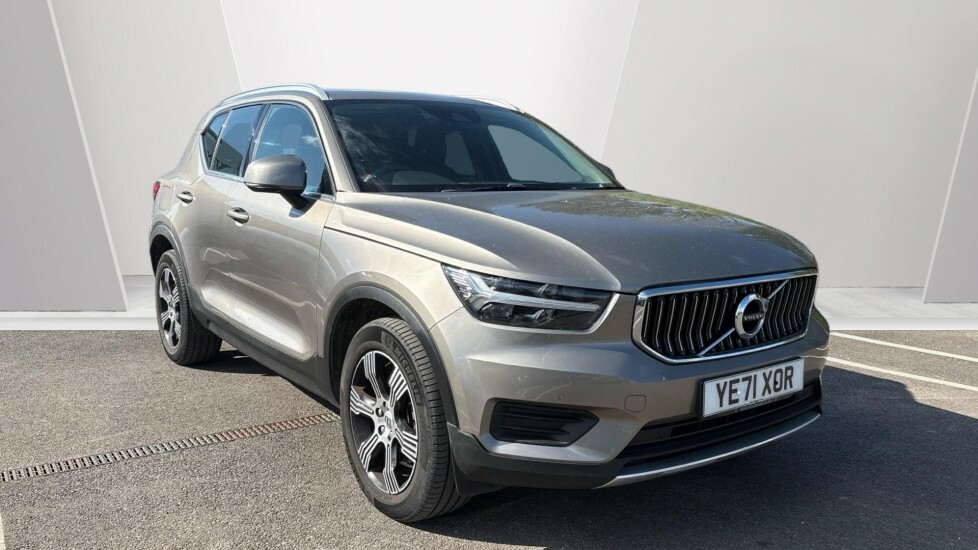 Volvo XC40 Inscription, B4 Mild Hybrid Grey