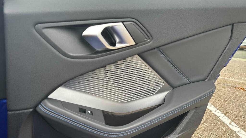 BMW 1 Series 120 Sport Black #24