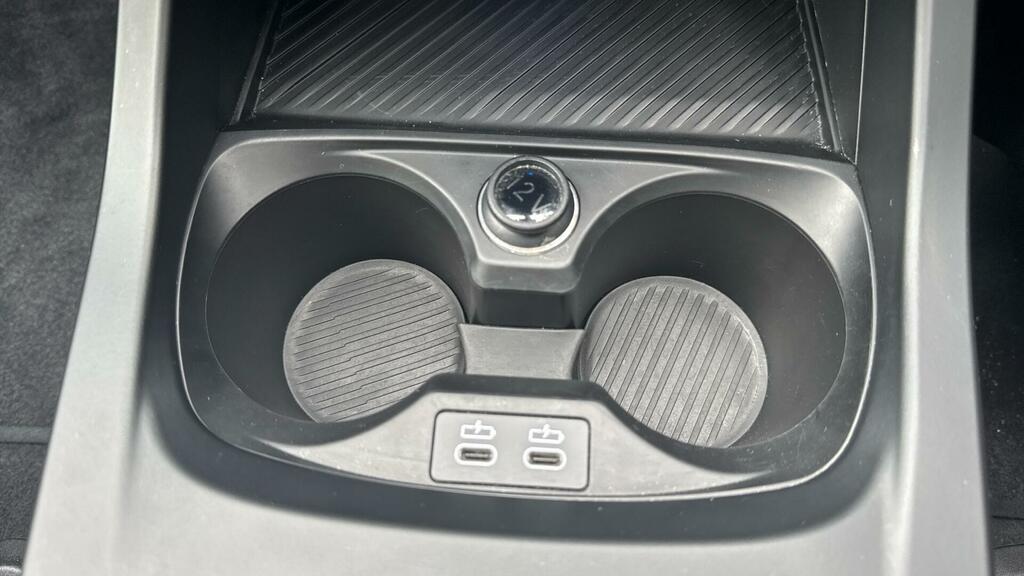 BMW 1 Series 120 Sport Black #40