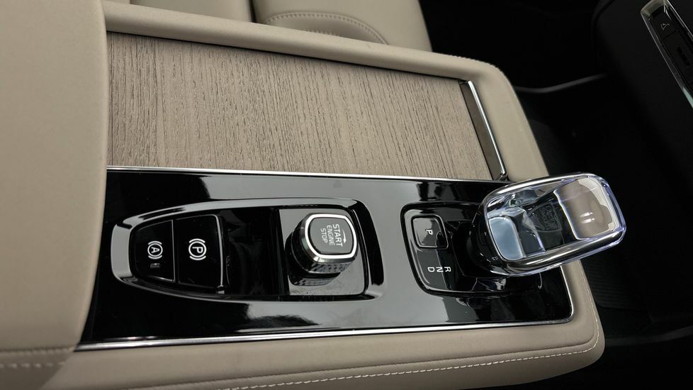 Volvo XC90 B5 P Awd Ultra Dark Blue #32