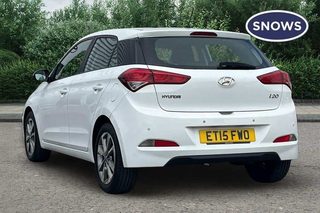 Hyundai I20 1.2 Blue Drive Se Euro 6 Ss White #3