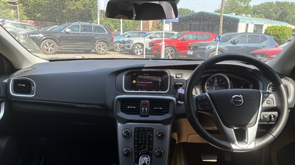 Volvo V40 Cross Country T3 Pro White #5