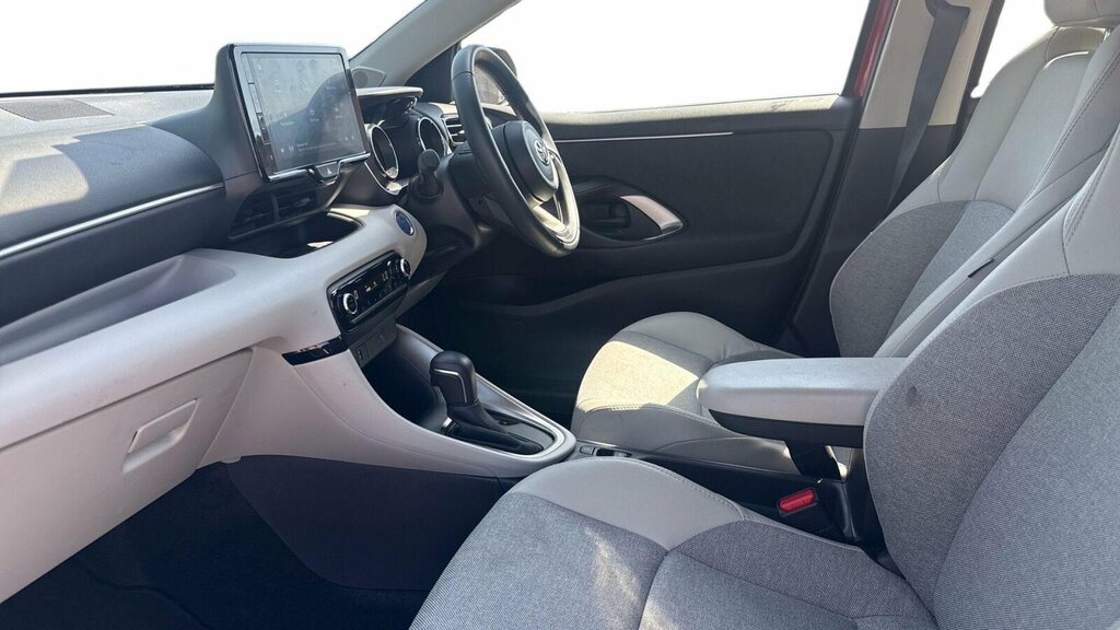 Toyota Yaris 1.5 Vvt-h Excel Hatchback Hybrid E-cvt HY73UXK #5