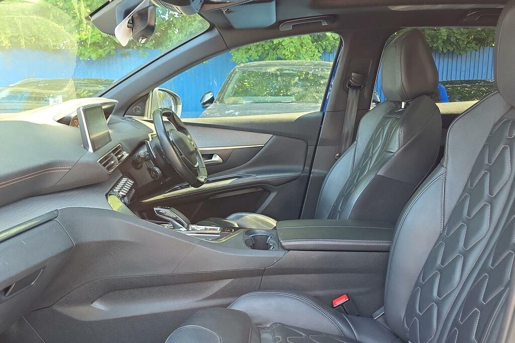 Peugeot 3008 Puretech Allure Brown #44