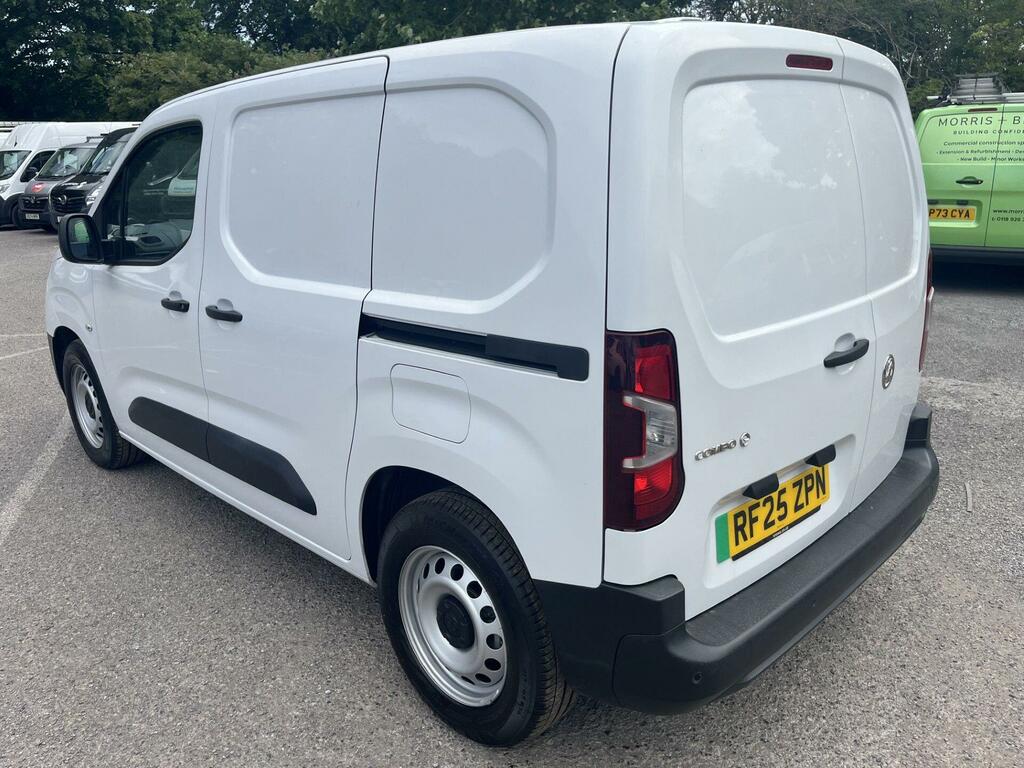 Vauxhall Combo-e Life Combo Life 100Kw Ultimate XL 50Kwh Estate Grey #7