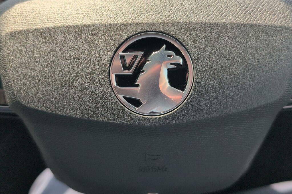 Vauxhall Astra 1.2 Turbo Griffin Hatchback White #27