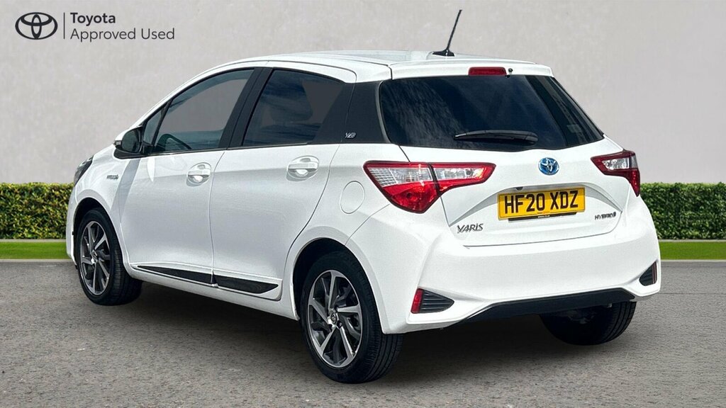 Toyota Yaris 1.5 Vvt-h Y20 Hatchback Hybrid E-cvt Eu White #4