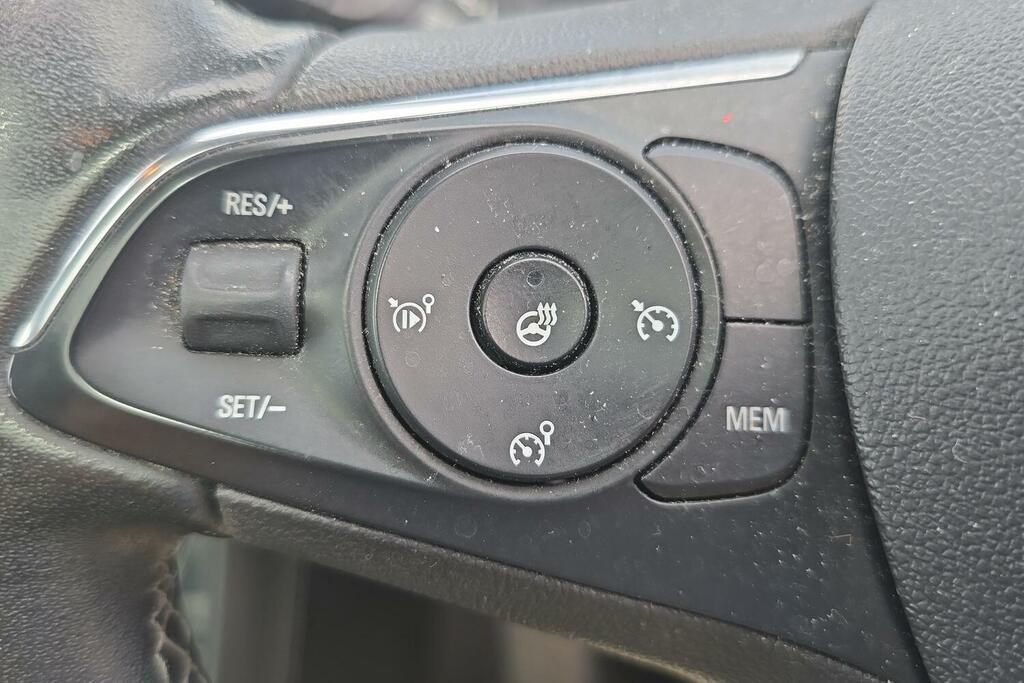 Vauxhall Grandland Sri Nav Grey #16