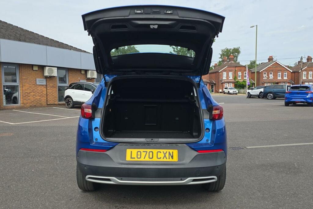 Vauxhall Grandland Sri Nav Grey #20