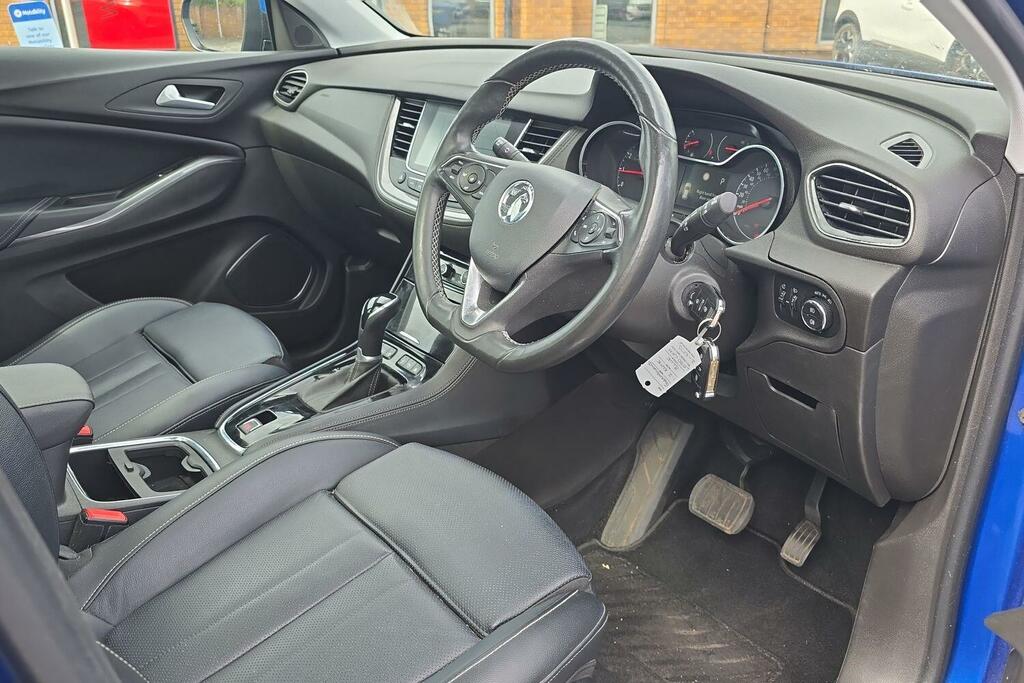 Vauxhall Grandland Sri Nav Grey #36