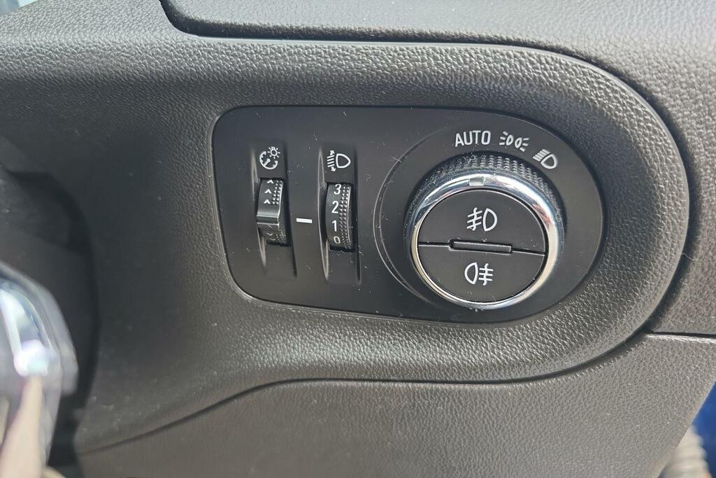 Vauxhall Grandland Sri Nav Grey #40