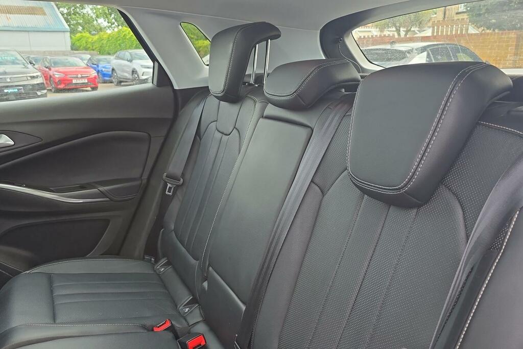 Vauxhall Grandland Sri Nav Grey #19