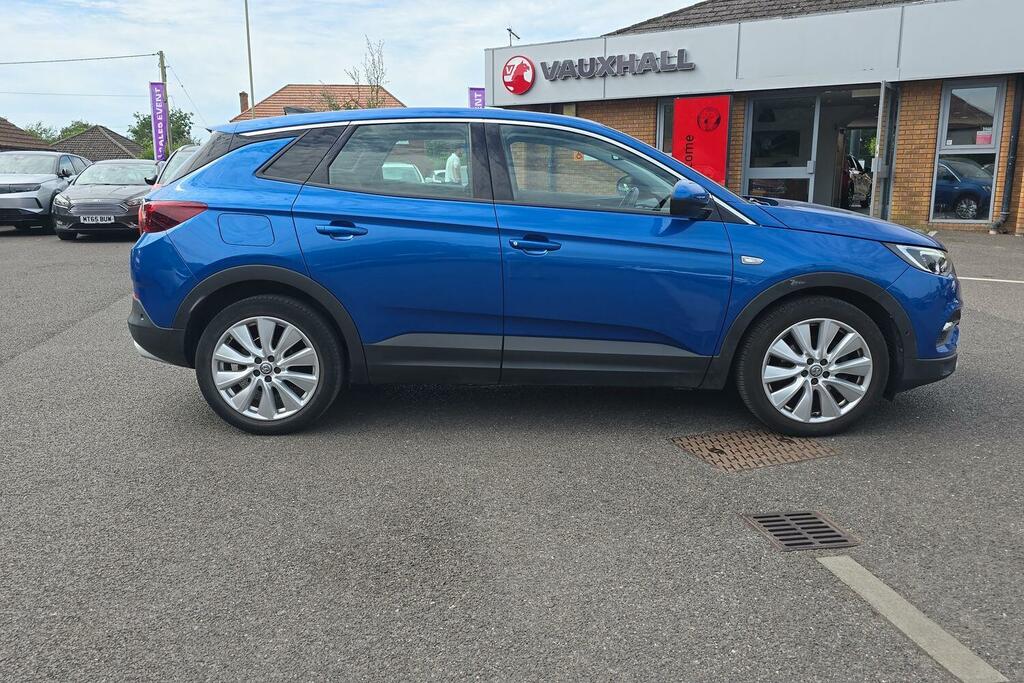 Vauxhall Grandland Sri Nav Grey #24