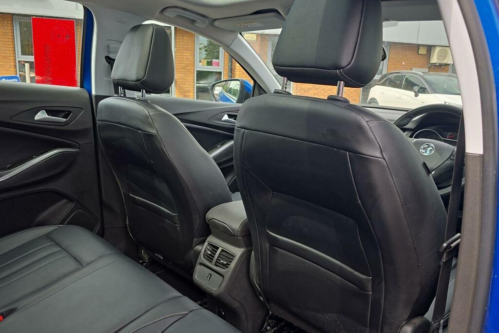 Vauxhall Grandland Sri Nav Grey #35