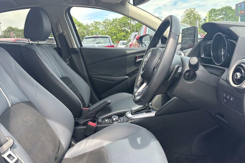 Mazda 2 1.5I Hybrid Agile Cvt 1,490 cc Grey #33