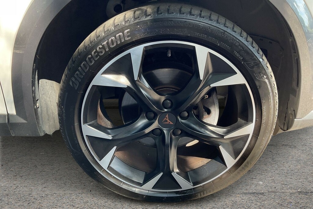 Cupra Formentor 1.5 Tsi 150 V2 Dsg White #5