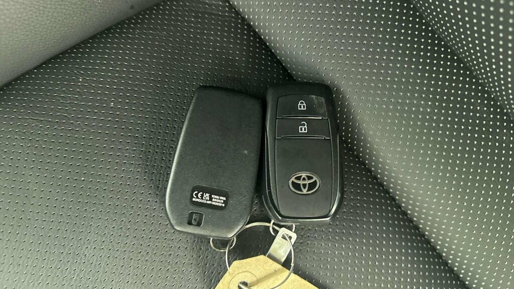 Toyota Corolla Vvt-h Gr Sport Hatchback Brown #19