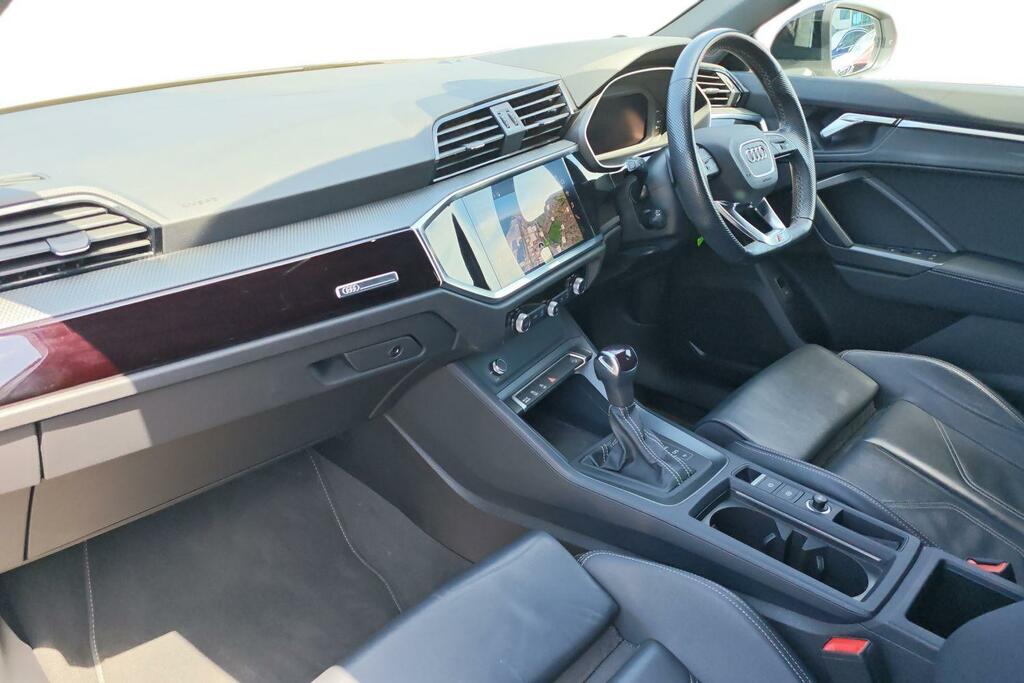 Audi Q3 1.5 Tfsi Cod 35 Black Edition Sportback S Tronic E White #2