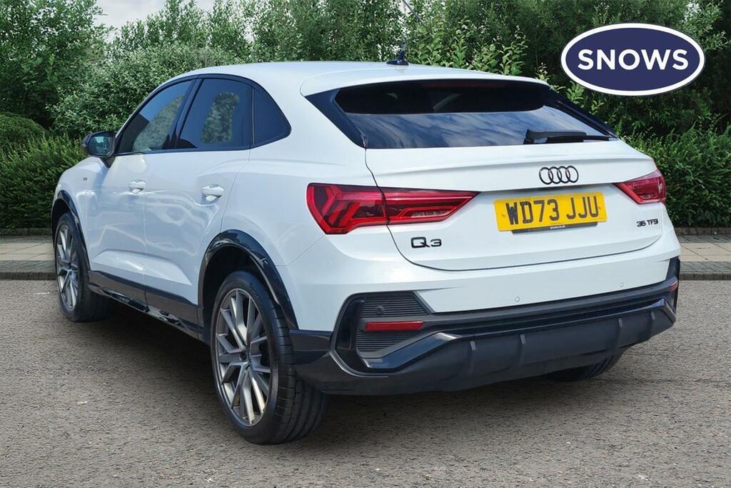 Audi Q3 1.5 Tfsi Cod 35 Black Edition Sportback S Tronic E White #3