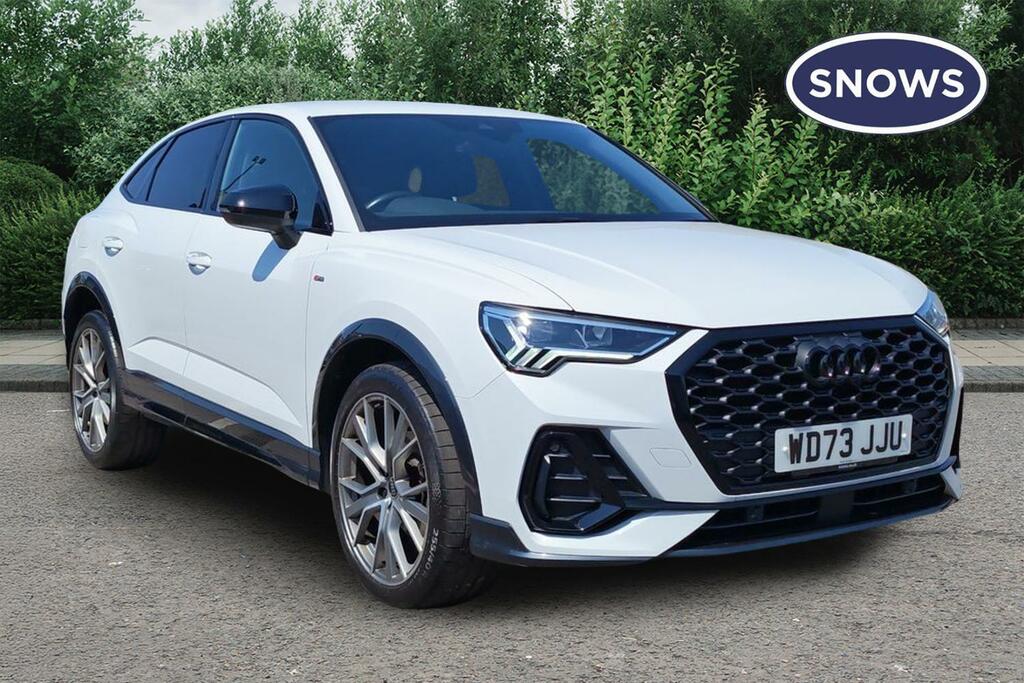 Audi Q3 1.5 Tfsi Cod 35 Black Edition Sportback S Tronic E White