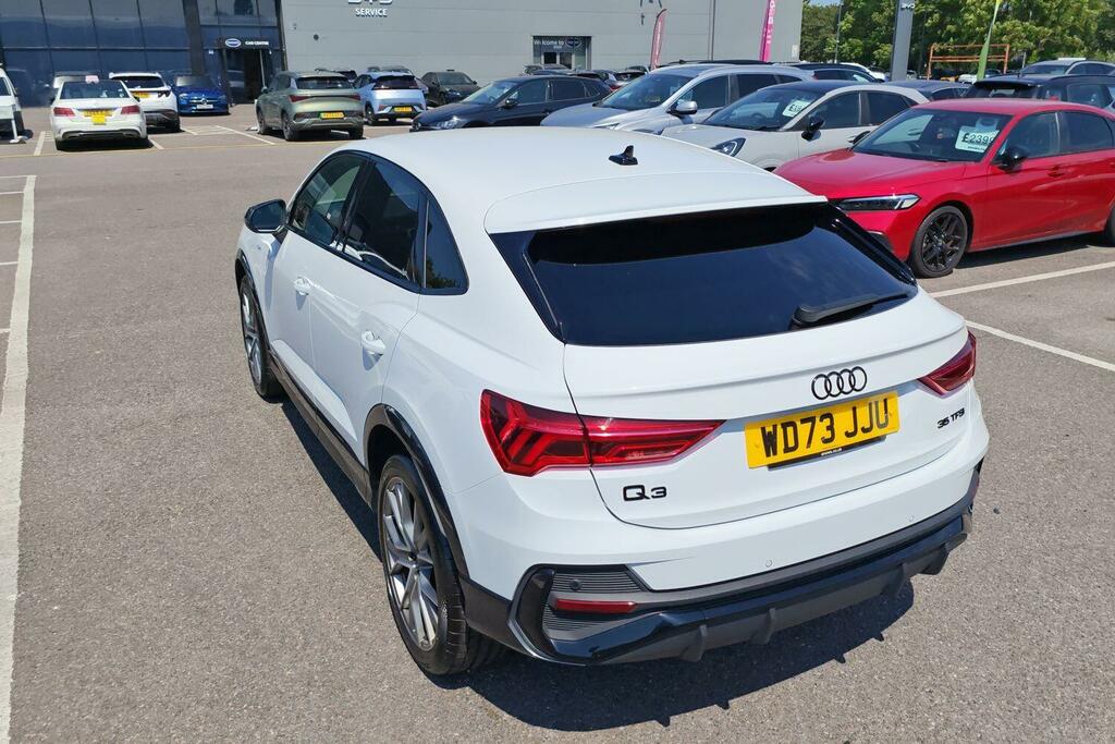 Audi Q3 Black Edition 35 Tfsi 150 Ps S Tronic White #44