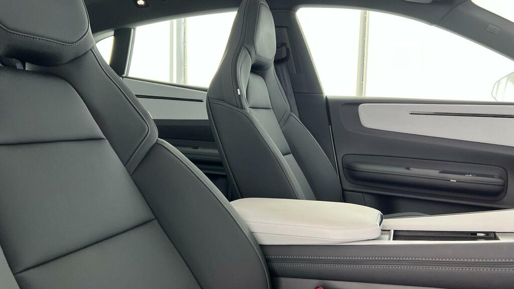 Polestar 4 Polestar 4 Estate 200Kw 100Kwh Long Range Single M  #18