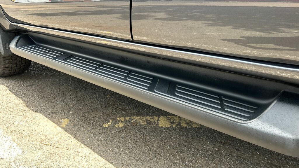 Toyota HILUX Pickup Black #63